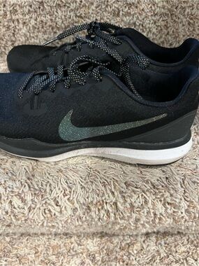 Nike In Season TR 7 tennis shoes